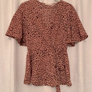 Cheetah wrap blouse 🌸